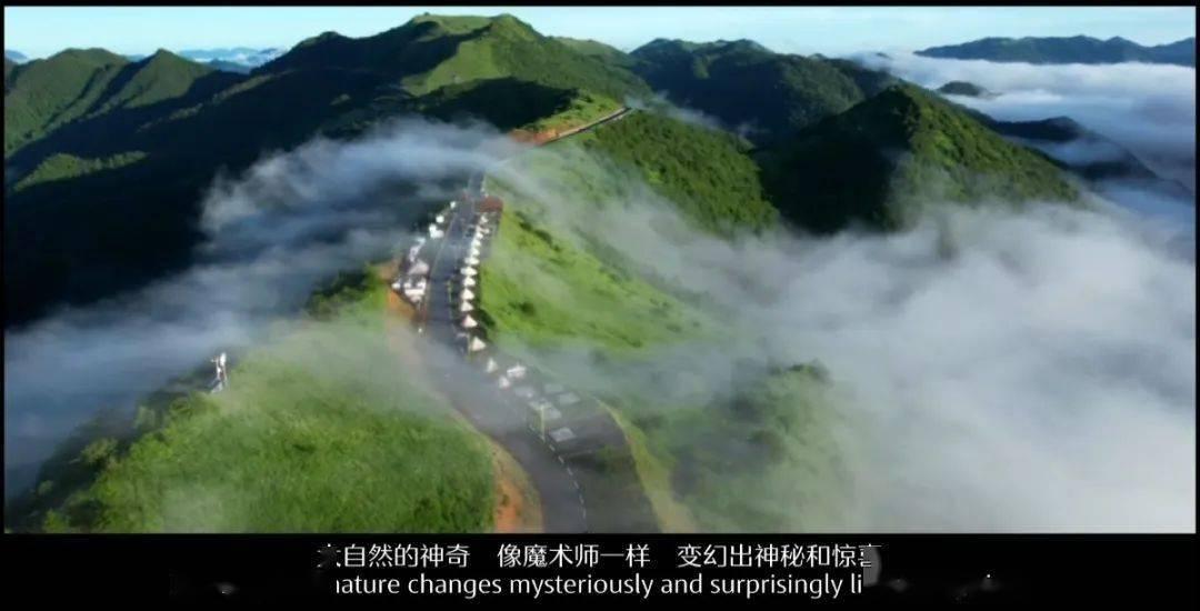 逃离部落洞穴